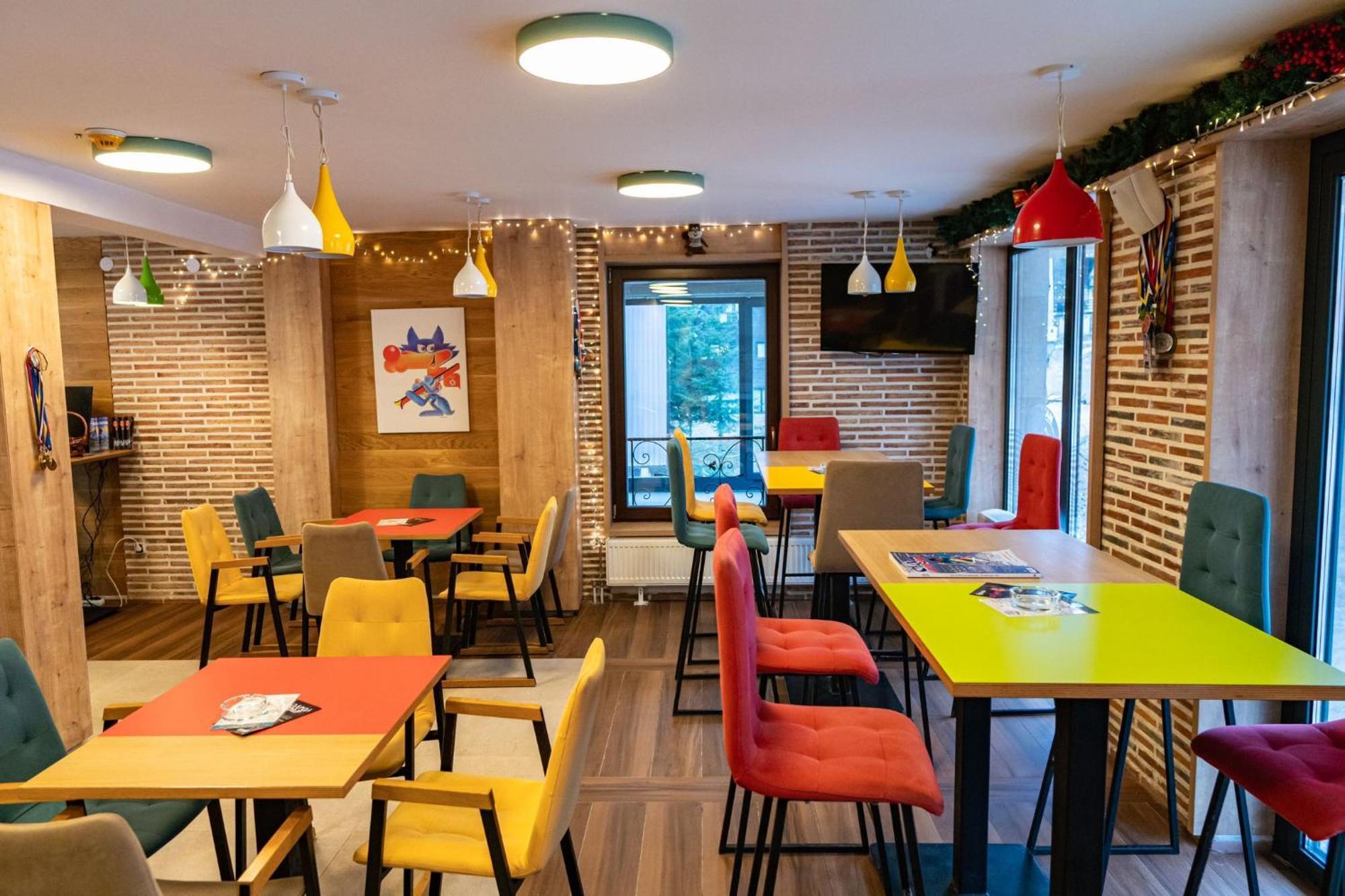 Apartments And Rooms Max-Well Núi Núi Jahorina Ngoại thất bức ảnh